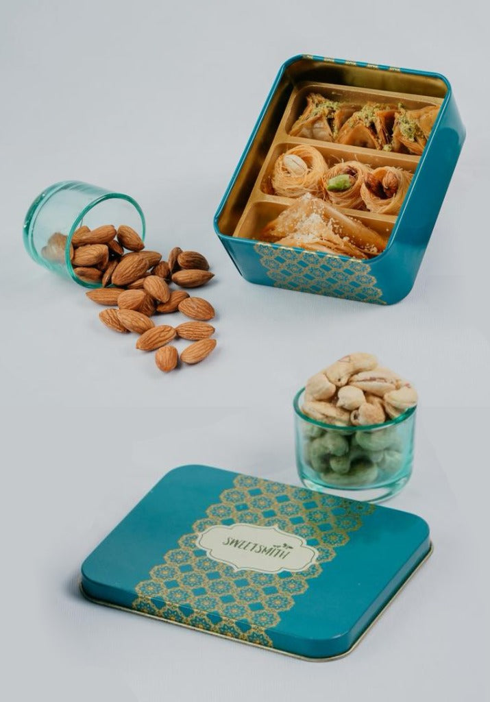 Assorted Baklava Box – Cashew Pocket & Bul Bul Baklava Box of 8 pcs