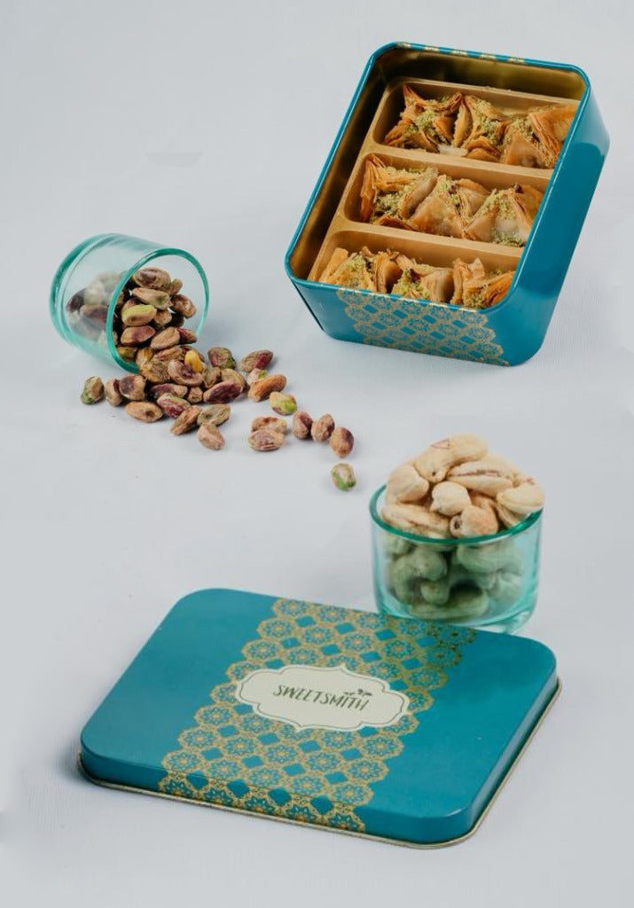 Assorted Baklava Box – Pyramid Baklava Box of 9 pcs